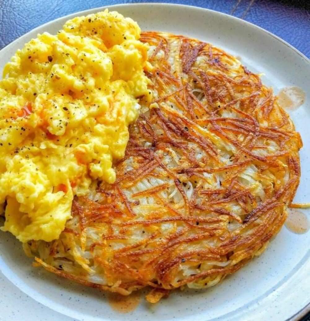 food-19Crispy Hashbrowns and Scrambled Eggs
