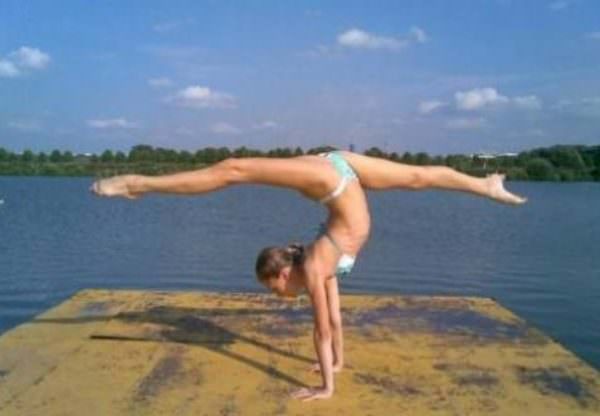 Extremely Talented Girl