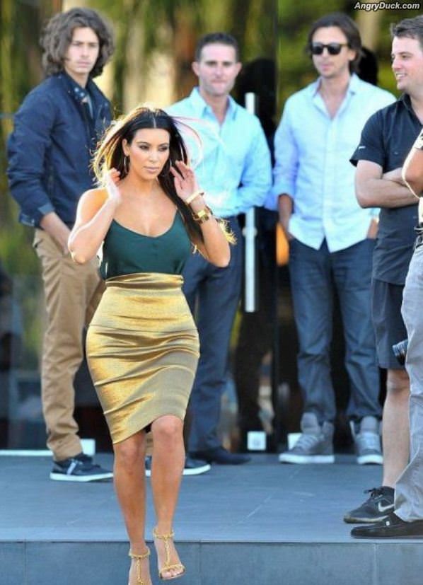 Everyone Sneaking A Peak