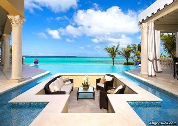 Amazing Reverse Pool