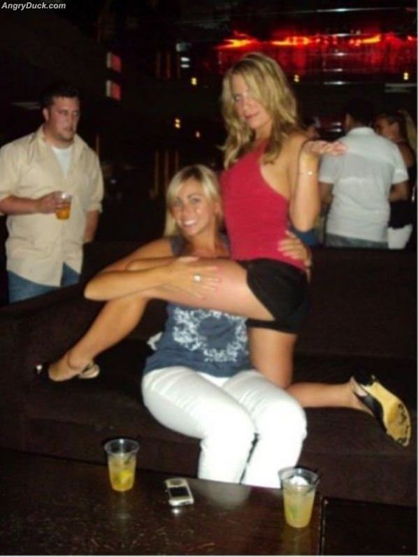 The Creeper Photobomb