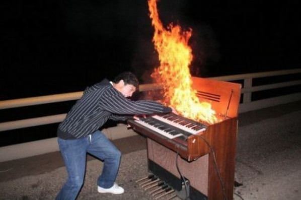 Epic Piano Player