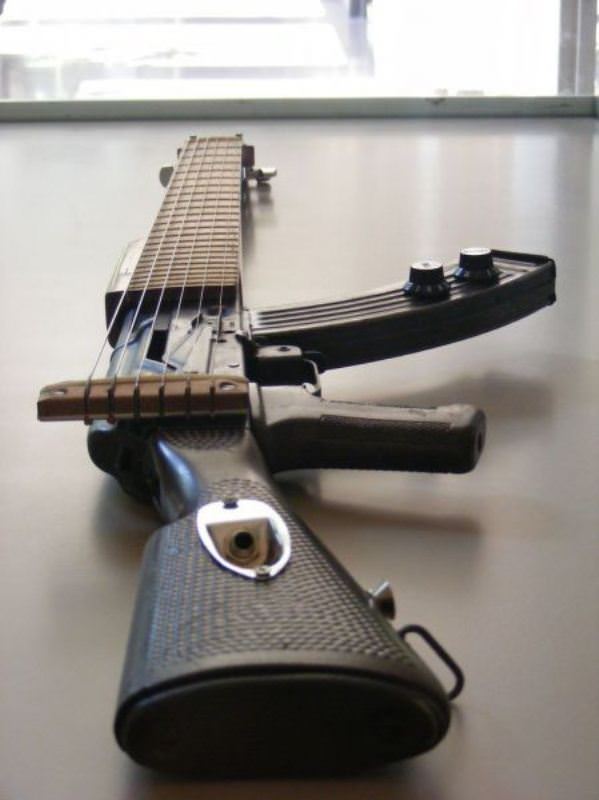 Guitar Gun