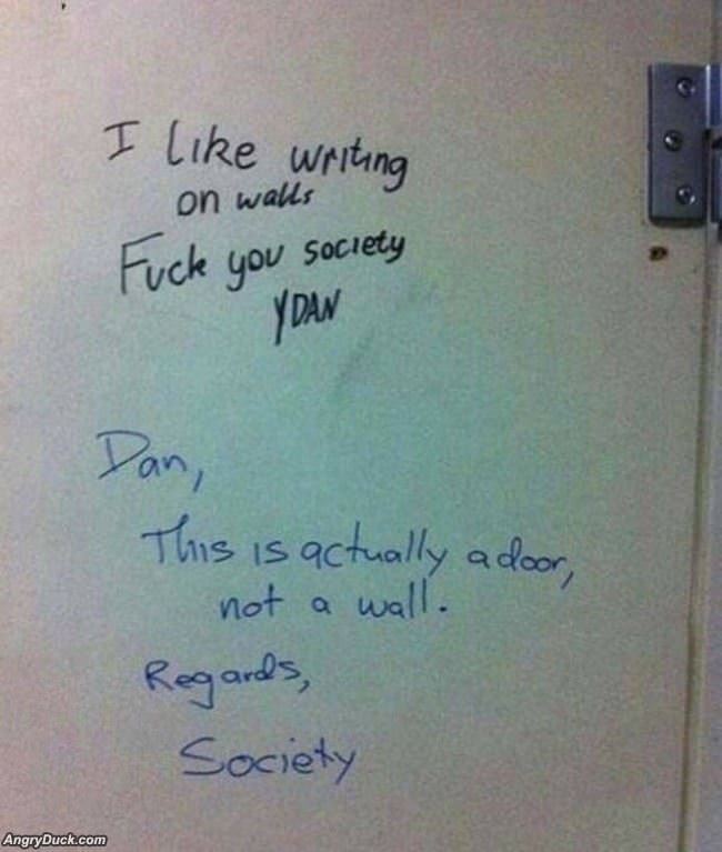 I Like Writing On Walls