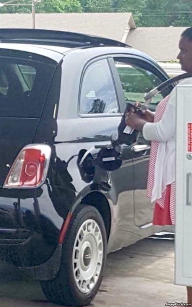 Amazing Way To Pump Gas