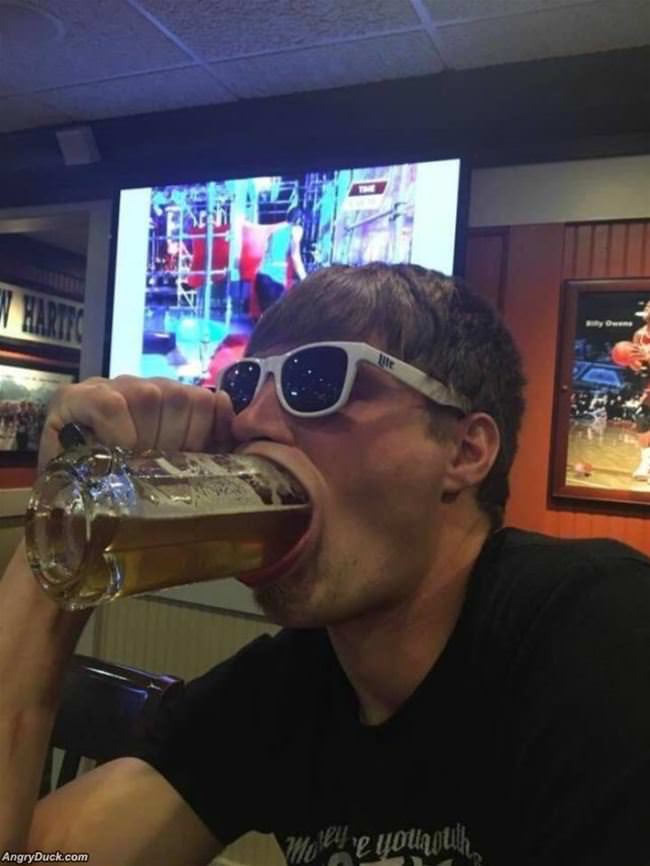 How To Drink A Beer Fast