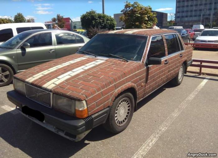 The Brick Truck