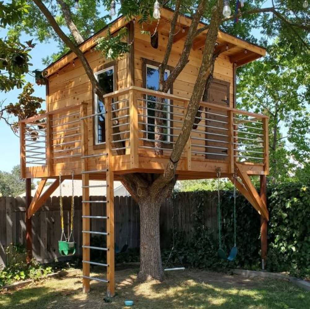 awesome tree house