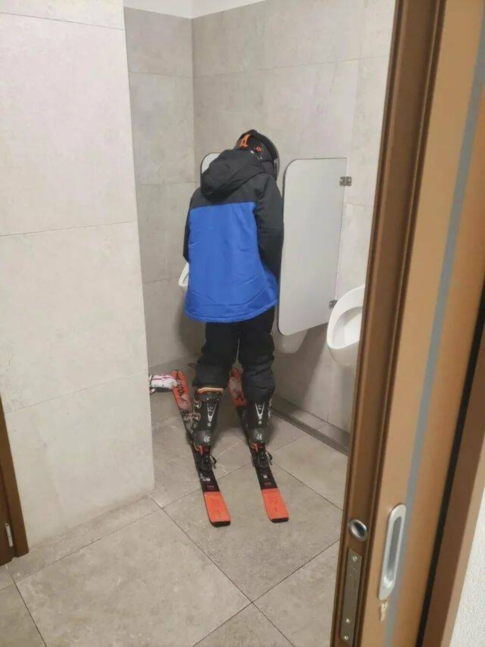 getting right in there