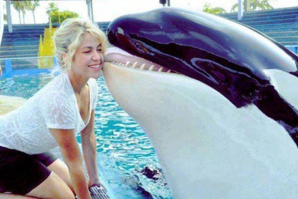 big kisses